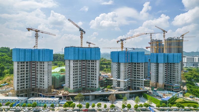 建筑资质办理：成本构成与影响因素解析**